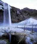 hs009166-01.jpg
This waterfall, Seljalandsfoss, is located in south 
Iceland, only 11/2 hrs. drive from Reykjavik