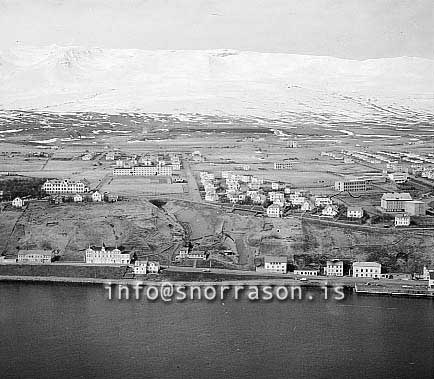 ss02208-01.jpg
Akureyri 1958