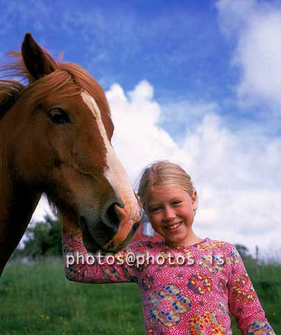 hs005638-01.jpg
Stúlka, stelpa, hestur, young girl