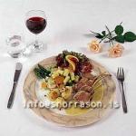 hs007956-01.jpg
matardiskur, a plate with food, lambakjöt
icelandic lamb