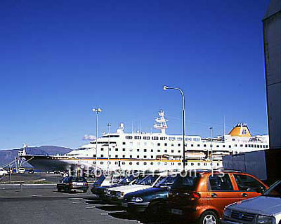 hs011328-01.jpg
Skemmtiferðaskip í Reykjavíkurhöfn
cruiser in Reykjavik