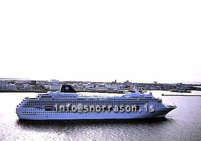 hs011020-01.jpg
cruiser, skemmtiferðaskip, ytri höfninni