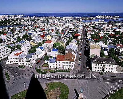 hs009030-01.jpg
Skólavörðustígur, Miðbær frá Hallgrímskirkjuturni
view from the tower of Hallgrímskirkja church