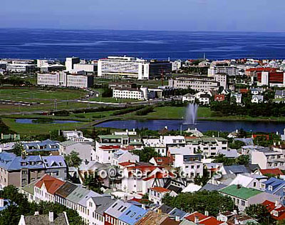 hs009019-01.jpg
Tjörnin, Miðbær,  frá Hallgrímskirkjuturni
view from Hallgimskirkja church tower