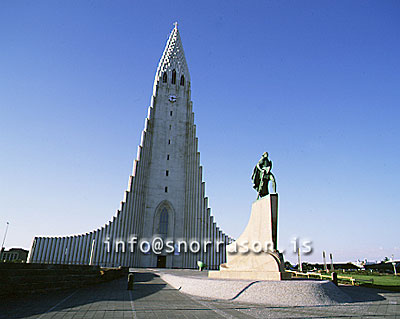 hs005613a-01.jpg
Hallgrímskirkja
Leifur Eiríksson
