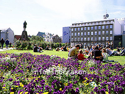 hs002479-01.jpg
Austurvöllur, city center