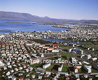 hs005672-01.jpg
101 Reykjavík, miðbærinn, aerial view of Reykjaviks
city center
