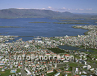 hs002629-01.jpg
101 Reykjavík og Esjan
From central Reykjavik