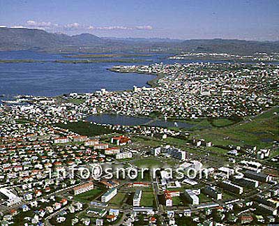 hs002626-01.jpg
101 Reykjavík og útsýni til austurs
From central Reykjavik