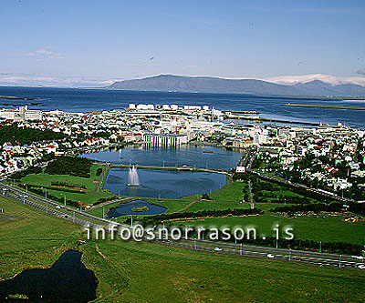 hs000279-01.jpg
útsýni yfir Miðbæ Reykjavíkur
aerial view over Reykjavik´s city center