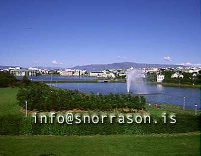 hs002576-01.jpg
Tjörnin, gosbrunnur