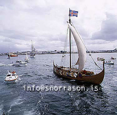 hs010068-01.jpg
Víkingaskipið Íslendingur, the Icelandic viking ship, The Icelander