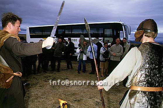 hs009787-01.jpg
víkingar í Hafnarfirði, vikings in Hafnarfjordur, kidnapped tourists