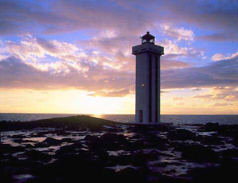 hs014732-01.jpg
viti, lighthouse