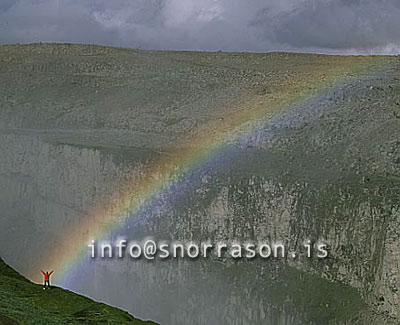 hs012592-01.jpg
regnbogi, man and rainbow