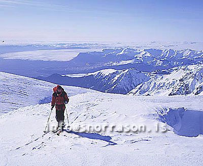 hs009914-01.jpg
maður í fjallgöngu,maður á fjallaskíðum
hiker