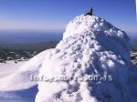 hs006167-01.jpg
maður á fjallstindi, man enjoying his view, 
Top of Snaefellsjökull glacier, w - Iceland