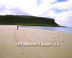 hs002851-01.jpg
maður á strönd, man walking a beach