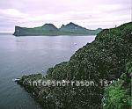 hs001291-01.jpg
maður á  bjargbrún, man standing on cliffs edge