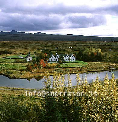 ss003369-01.jpg
The old houses in Thingvellir, national park