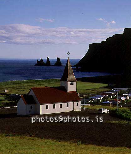 hs015862-01.jpg
Vík í Mýrdal, south Iceland