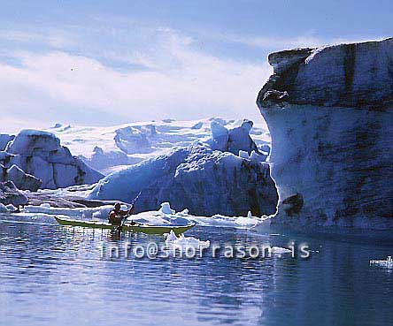 hs012585-01.jpg
Kayaking in the Glacierlagoon