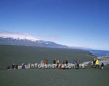 hs008565-01.jpg
View from Ingólfdhöfdi to Öraefajökull glacier
SE - Iceland