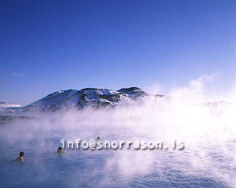 hs007363-01.jpg
Relaxing bath in the Blue Lagoon