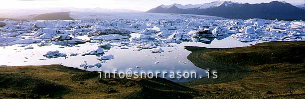 hs006711-01.jpg
panorama view of the Glacier lagoon