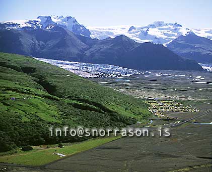 hs006016-01.jpg
Skaftafell, national park 
Öraefajökull glacier in background