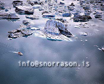 hs000957-01.jpg
Arial view of the Glacier lagoon