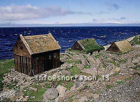 hs010271-01.jpg
gamlar verbúðir í Bolungarvík, gamlar verbúðir í Bolungarvík, old fisherman house in Bolungarvik, west fjords