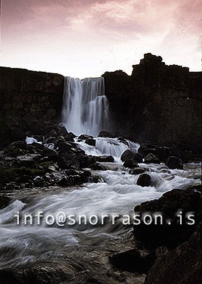 hs001900-01.jpg
Öxarárfoss