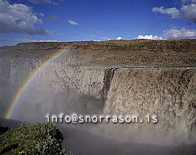 hs007931-01.jpg
Dettifoss, regnbogi