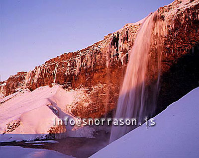 hs009144-01.jpg
Seljalandsfoss