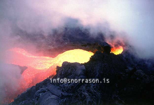 hs015200--Surtsey.jpg