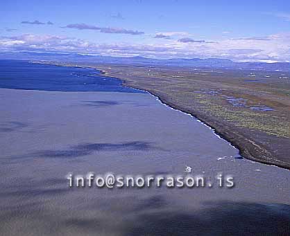 hs011449-01.jpg
Þjórsá blandast hafinu, glacial river and sea meet