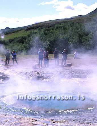 hs011164-01.jpg
Strokkur