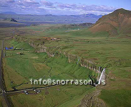 hs011067-01.jpg
Seljalandsfoss