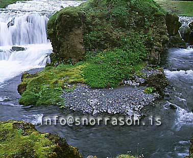 hs010851-01.jpg
fossar ofan við Skógafoss