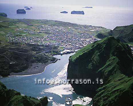 hs005461-01.jpg
Klettsvík, Vestmanneyjar