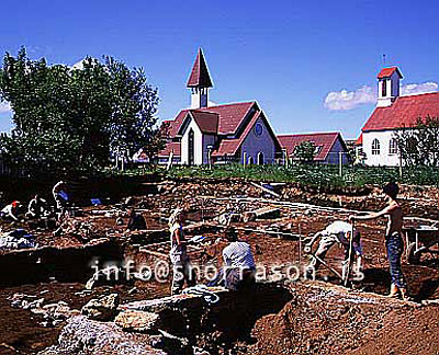 hs010599-01.jpg
Fornleyfauppgröftur, Reykholt, old relics