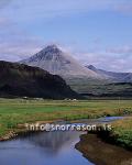 hs008425-01.jpg
Baula í Borgarfirði
From Borgarfjördur, Mt. Baula in background