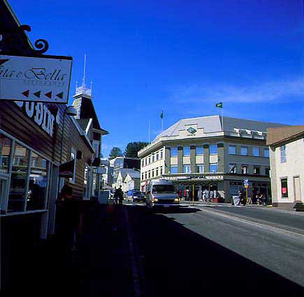 hs014893-01.jpg
göngugatan á Akureyri, miðbær Akureyrar