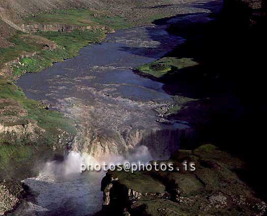 hs019064-01.jpg
Hafragilsfoss
Jökulsá á Fjöllum, Jökulsárgljúfur