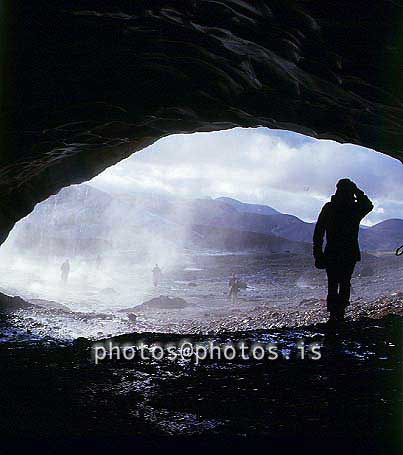 hs013547.-01.jpg
íshellir, Hrafntinnusker, Icecave in Hraftinnusker, south Iceland