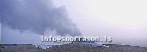 hs011765-01.jpg
Öskurhólshver á Hveravöllum
The hot spring Öskurhólshver in hveravellir, north  Iceland