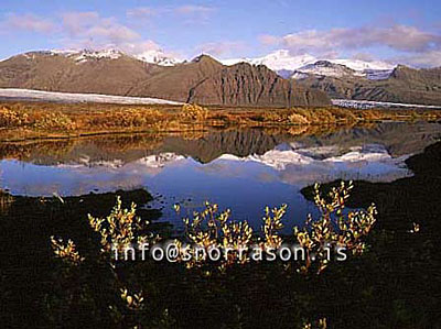 hs009227-01.jpg
view from Skaftafell to Öraefajökull glacier