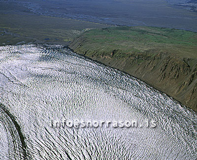 hs005923-01.jpg
Skaftafellsjökull og Skaftafelli