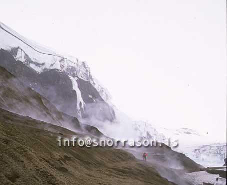 hs007644.jpg
Grímsvötn í Vatnajökli, from Grimssvotn in Vatnajokul glacier